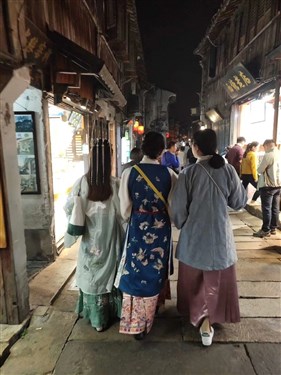 西塘汉服